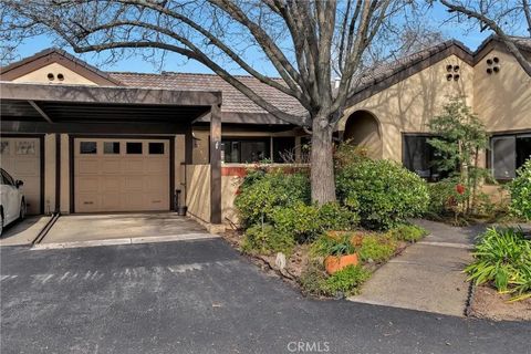 Photo of 17 Sierra Lakeside Ln, Chico, CA 95928 (MLS # SN26009162)