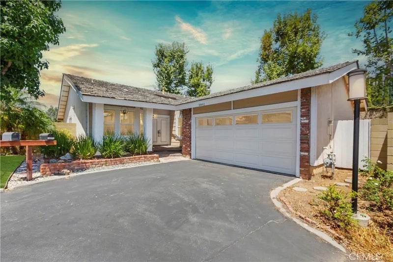 18842 Jane Circle