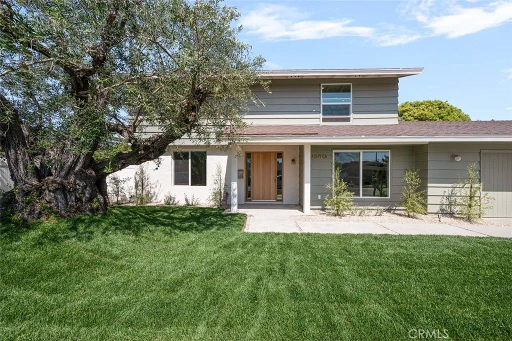 Photo of 2880 Club House Road, Costa Mesa, CA 92626 (MLS # PW26069239)