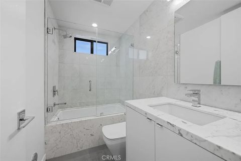 Tiny photo for 1603 S Catalina Avenue, Redondo Beach, CA 90277 (MLS # SB25233491)