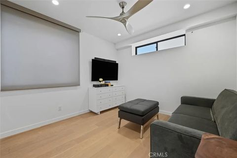 Tiny photo for 1603 S Catalina Avenue, Redondo Beach, CA 90277 (MLS # SB25233491)