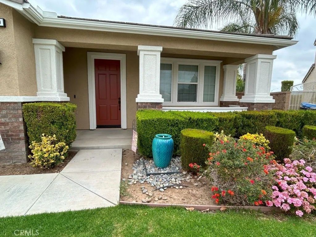 Photo of 7810 Serenity Falls Rd, Eastvale, CA 92880 (MLS # SB26038116)