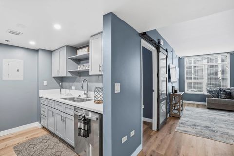 Tiny photo for 425 W Beech St #314, San Diego, CA 92101 (MLS # 250044536)