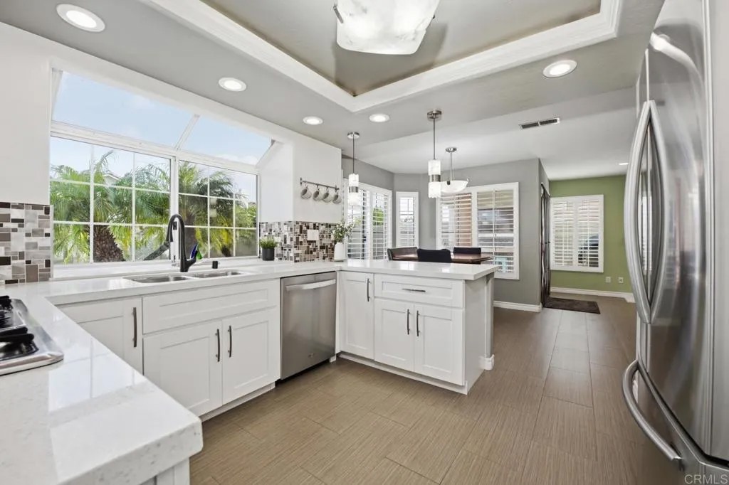 1125 Meridian Lane