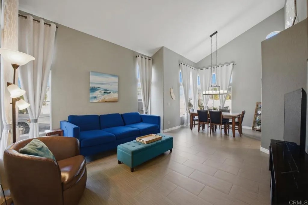 1125 Meridian Lane