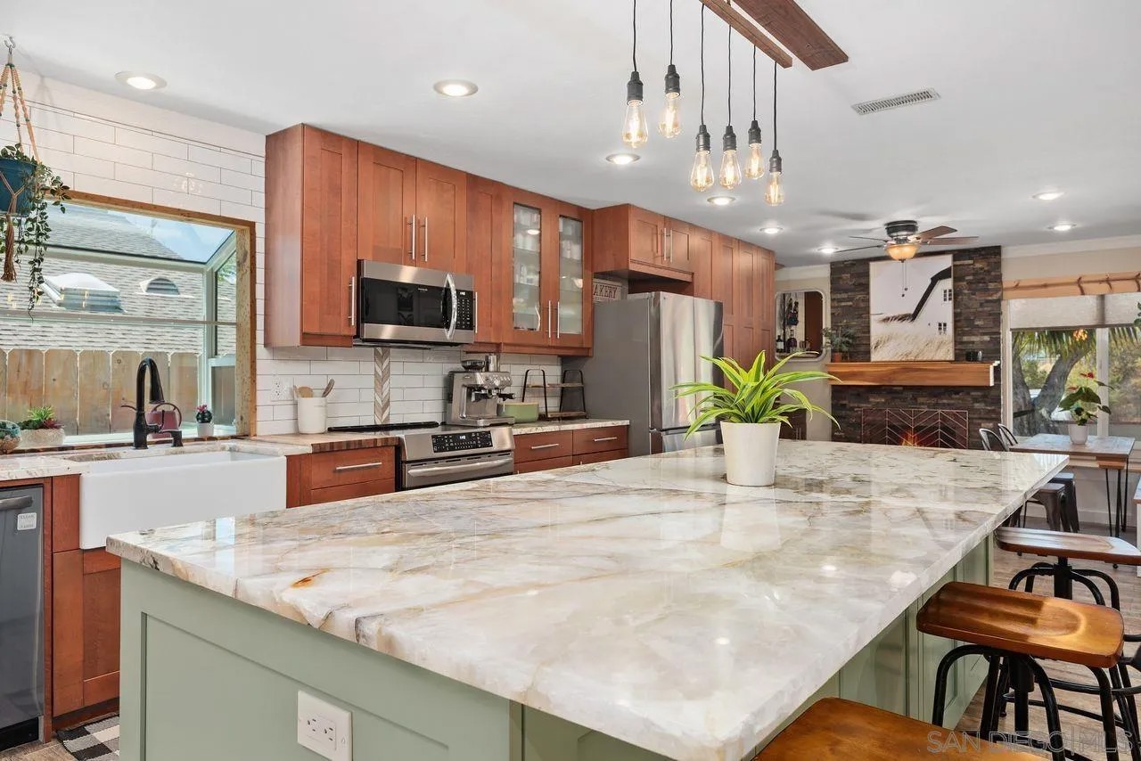 1543 Villa Cardiff