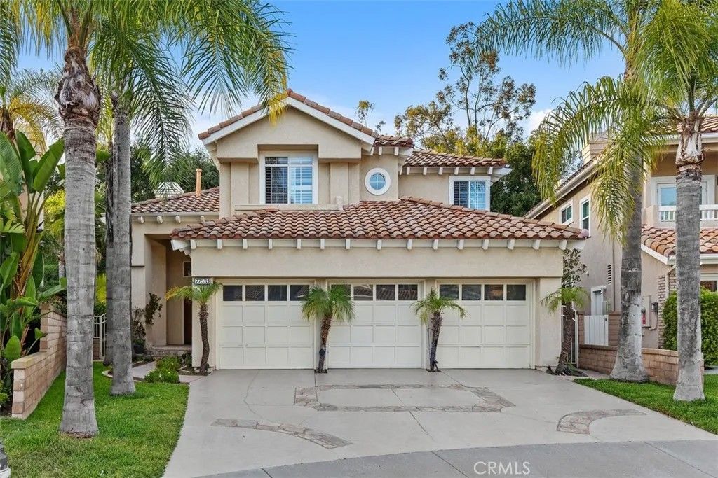 Photo of 27531 Glenwood Dr, Mission Viejo, CA 92692 (MLS # OC26083887)