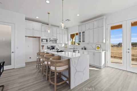 7214 W Avenue A-6 Lancaster CA 93536