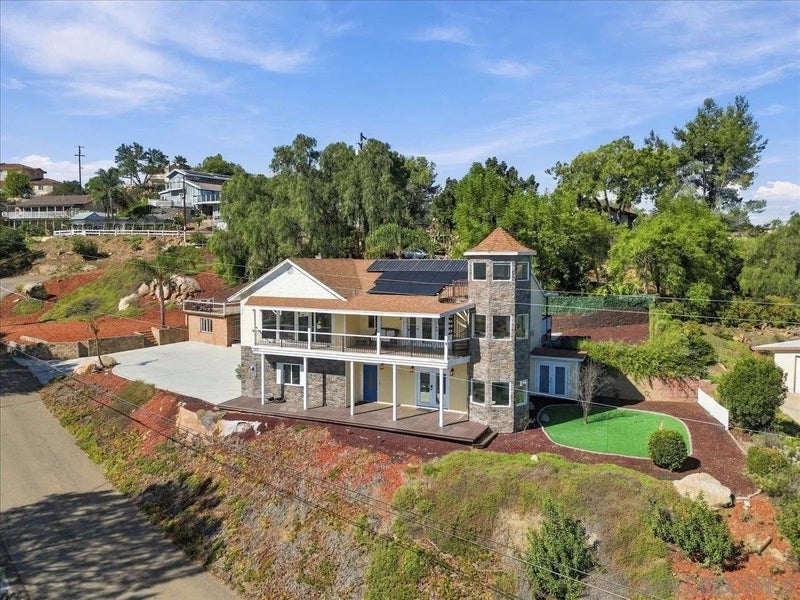 205 Highline Trail
