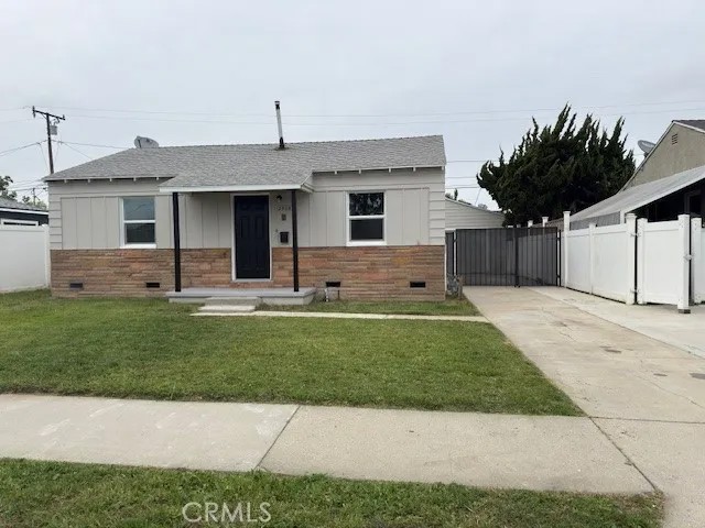 2539 E 219th Place
