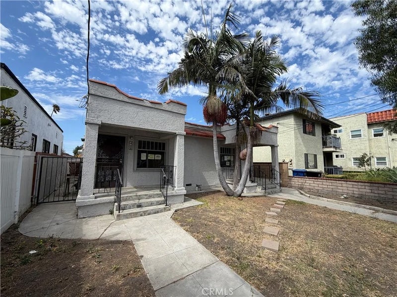440 W 22nd Street