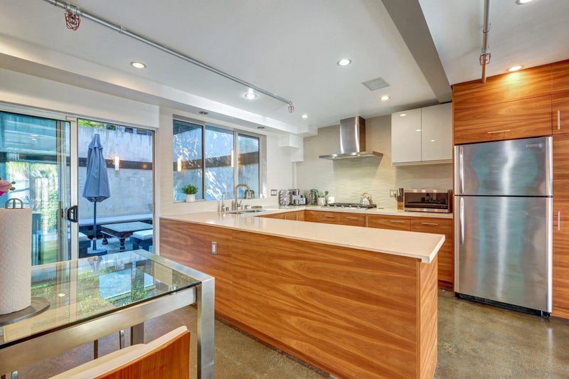 6920 Treasure Trail