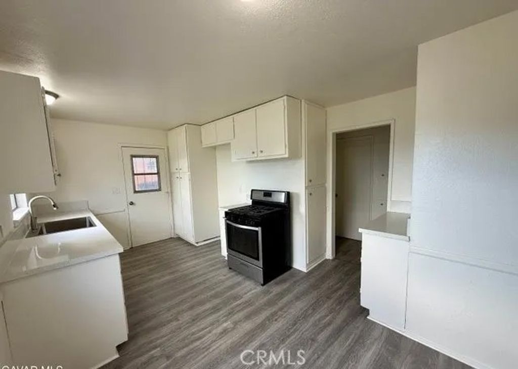 Photo of 44411 Kingtree Ave, Lancaster, CA 93534 (MLS # SR26062577)