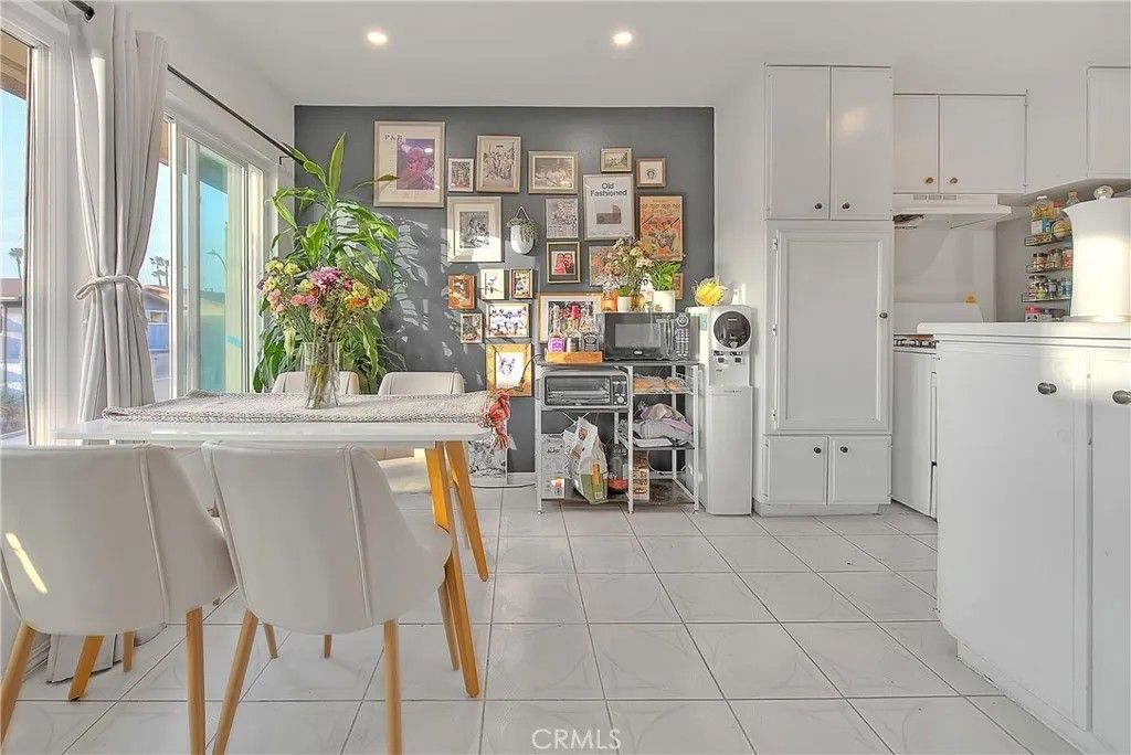 Photo of 1850 W Greenleaf Ave #G, Anaheim, CA 92801 (MLS # AR25278002)