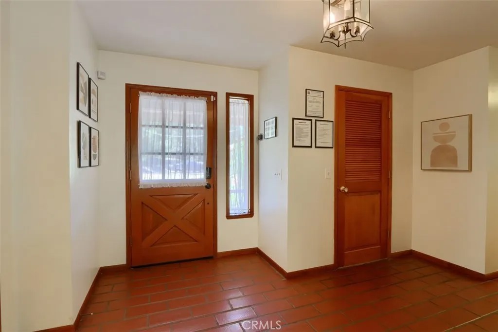 5621 Ponderosa Court