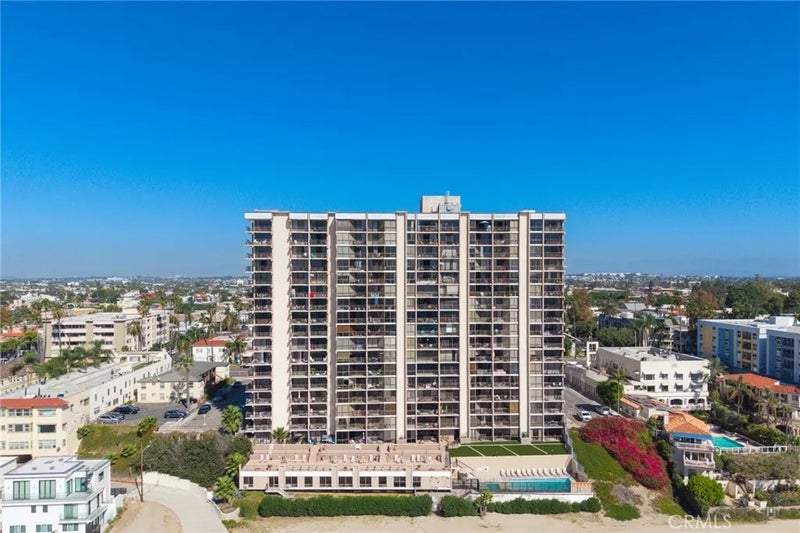 1750 E Ocean 605