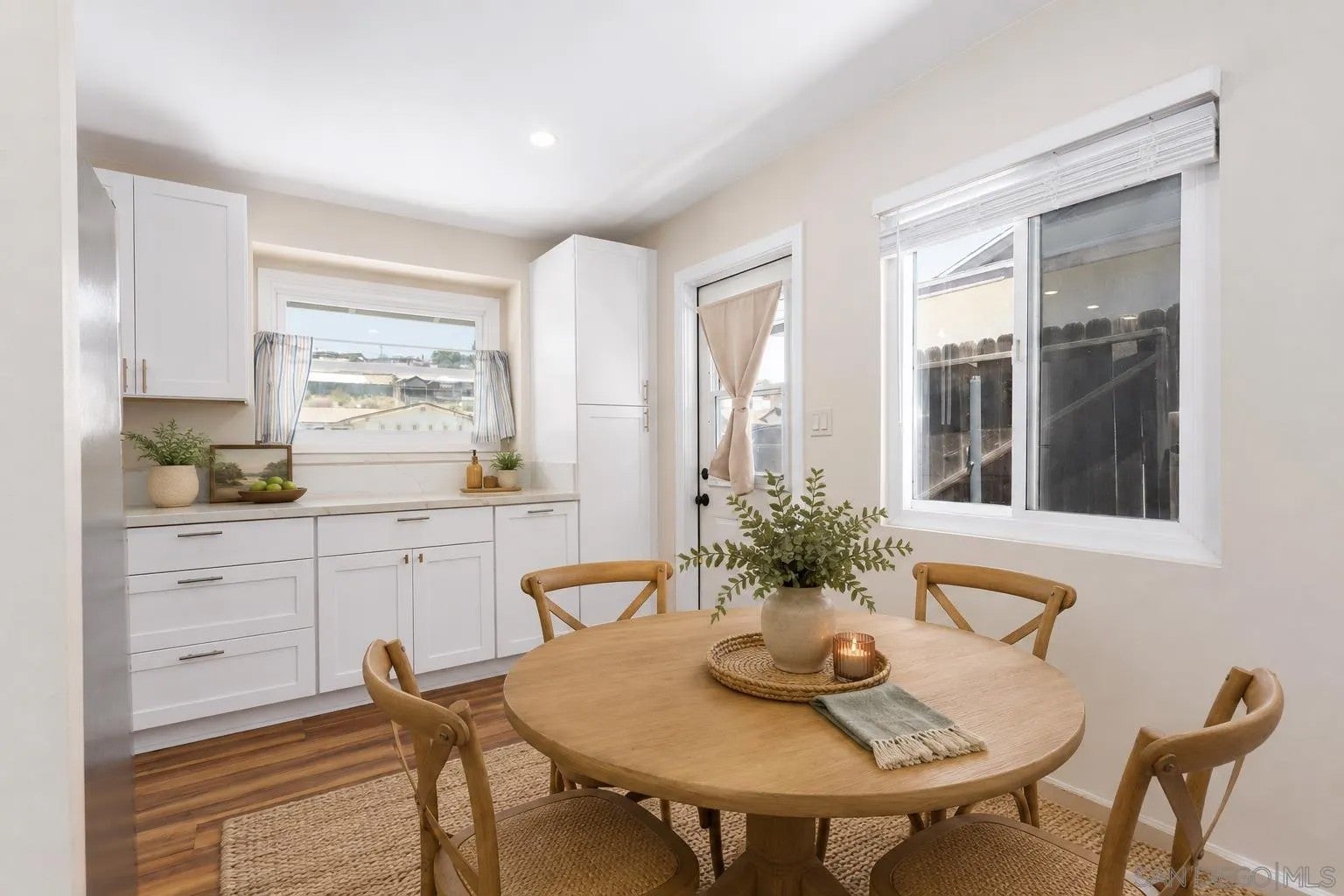 1511 San Altos Pl