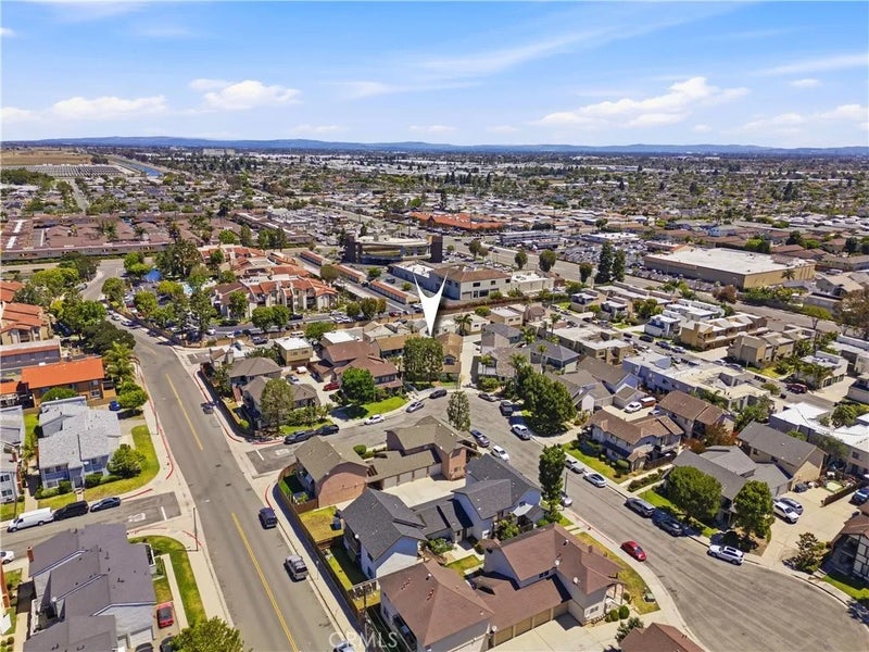 4891 Vista Drive