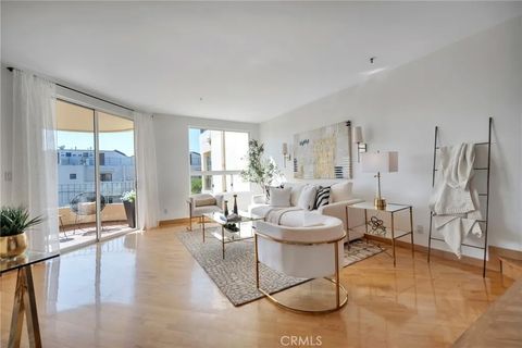 Tiny photo for 245 Main Street #208, Venice, CA 90291 (MLS # PV25246406)