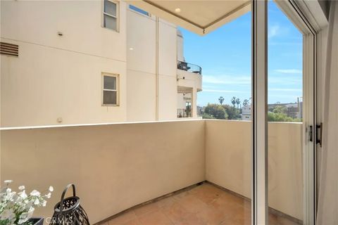 Tiny photo for 245 Main Street #208, Venice, CA 90291 (MLS # PV25246406)