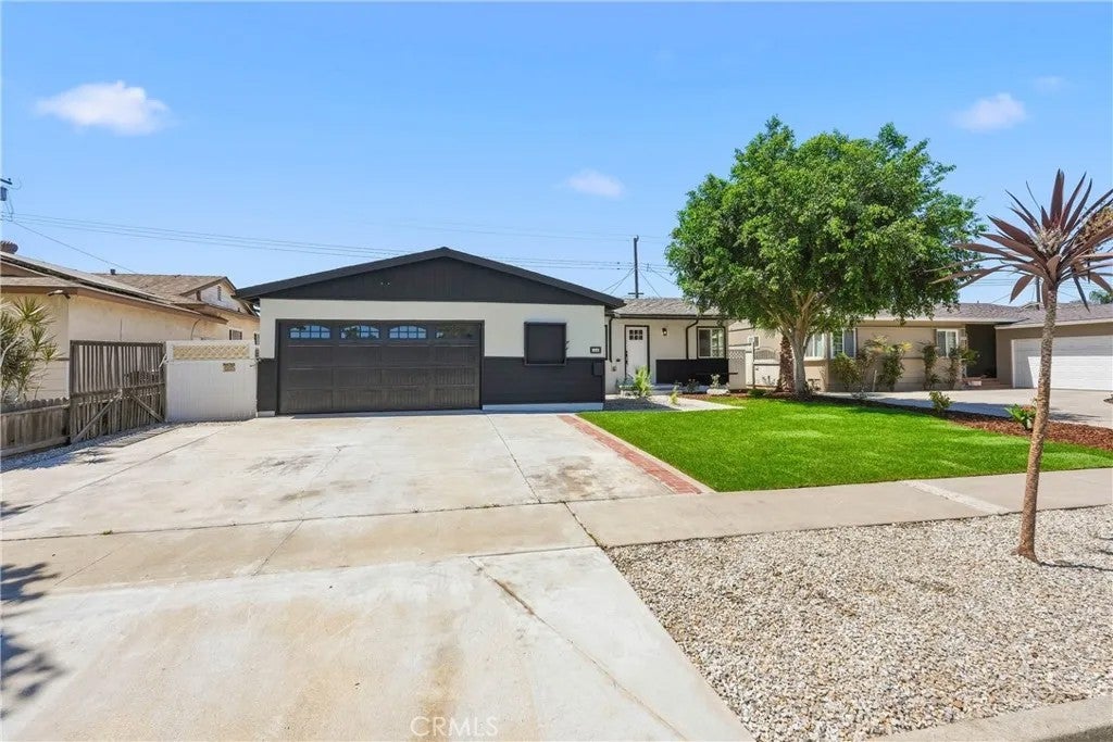 1500 W Elm