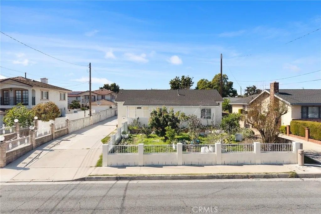 Photo of 3239 Ivar Avenue, Rosemead, CA 91770 (MLS # WS26030843)