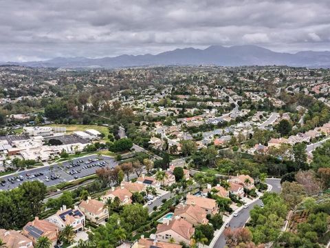 Tiny photo for 25 Mirino, Mission Viejo, CA 92692 (MLS # OC25239900)