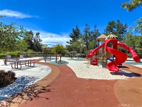 Tiny photo for 25 Mirino, Mission Viejo, CA 92692 (MLS # OC25239900)