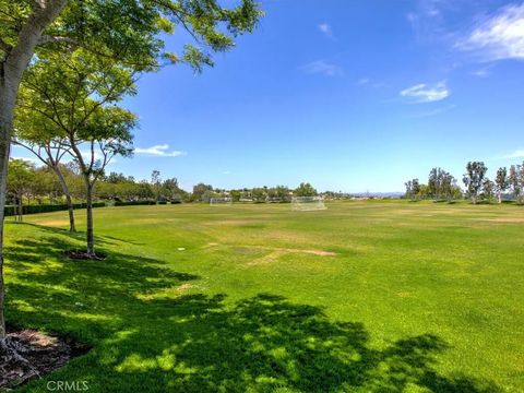 Tiny photo for 25 Mirino, Mission Viejo, CA 92692 (MLS # OC25239900)