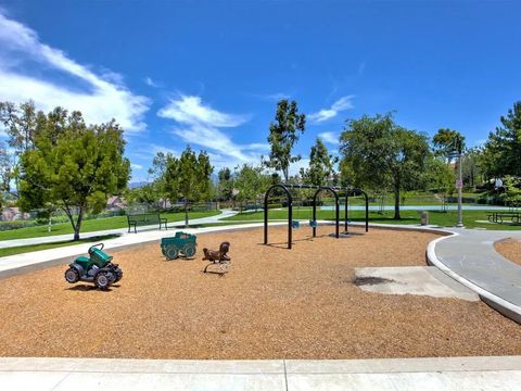 Tiny photo for 25 Mirino, Mission Viejo, CA 92692 (MLS # OC25239900)