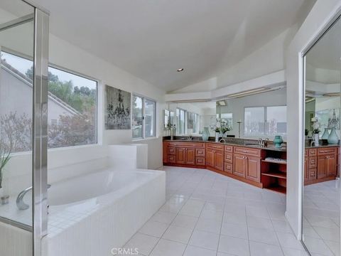 Tiny photo for 25 Mirino, Mission Viejo, CA 92692 (MLS # OC25239900)