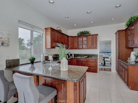 Tiny photo for 25 Mirino, Mission Viejo, CA 92692 (MLS # OC25239900)