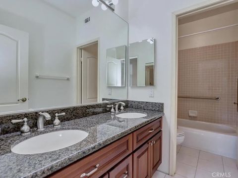 Tiny photo for 25 Mirino, Mission Viejo, CA 92692 (MLS # OC25239900)