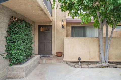 Tiny photo for 22038 Vanowen Street #113, Woodland Hills, CA 91303 (MLS # SR25247973)