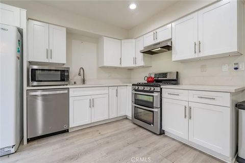 Tiny photo for 22038 Vanowen Street #113, Woodland Hills, CA 91303 (MLS # SR25247973)