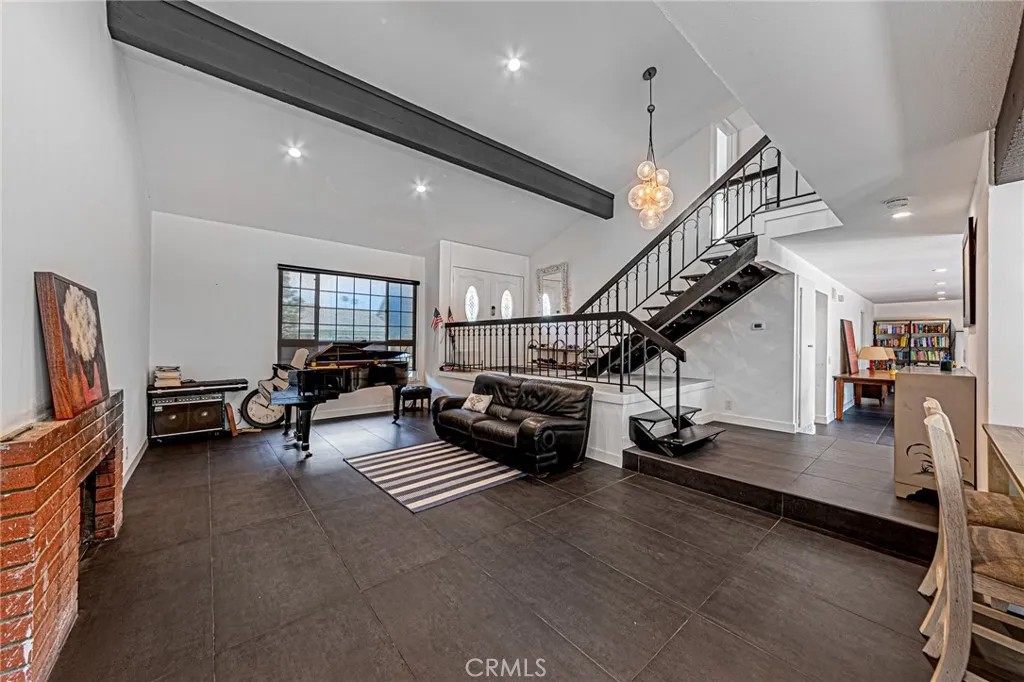 5316 Vista Real