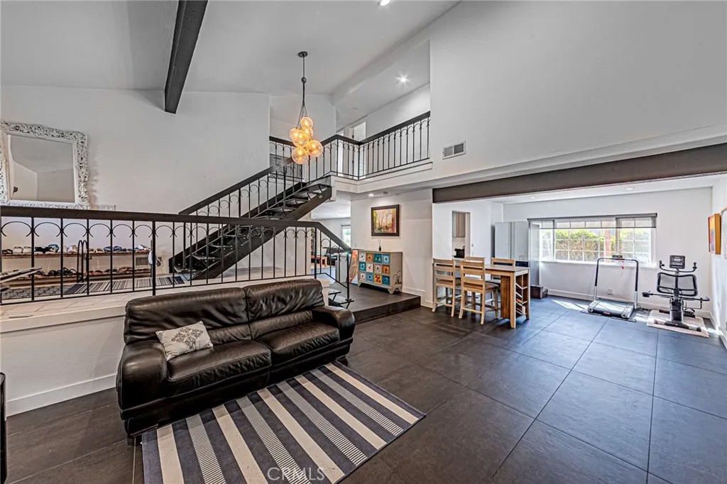 5316 Vista Real