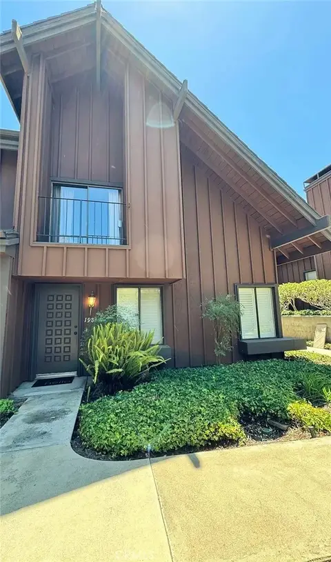 MLS: PV26168111