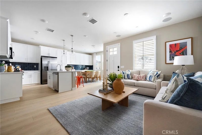 1727 Scarlett Road
