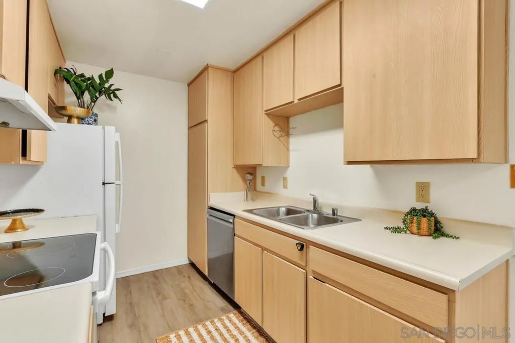 Photo of 3134 Via Alicante #H, La Jolla, CA 92037 (MLS # 260020932)
