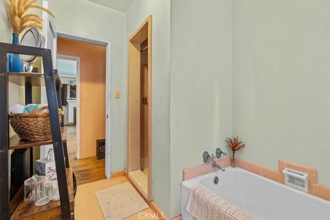 Tiny photo for 815 Omar St, Glendale, CA 91202 (MLS # GD25272719)