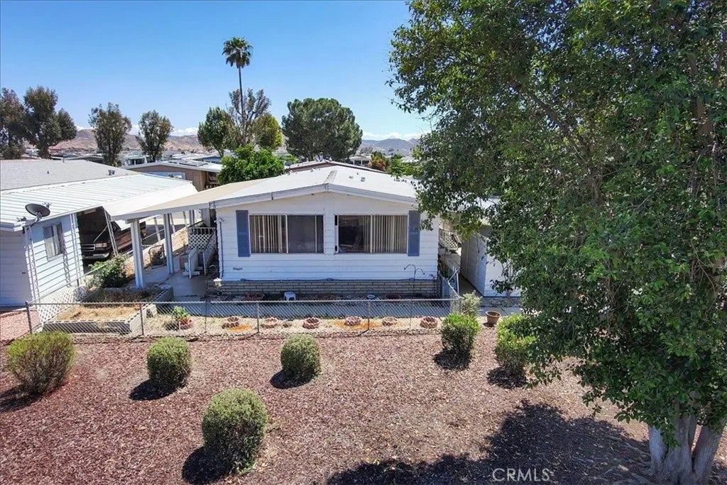 Photo of 5001 W Florida Ave #512, Hemet, CA 92545 (MLS # SW26081438)