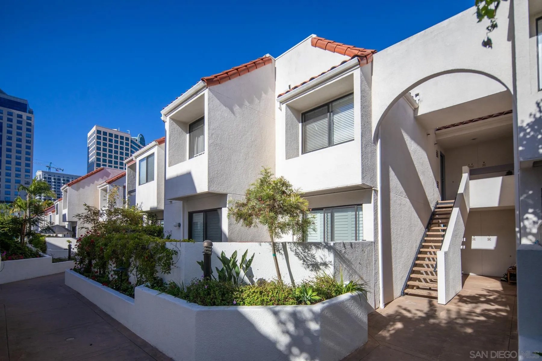 701 Kettner Blvd 8