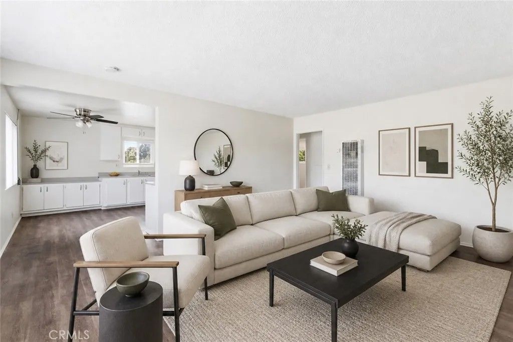 Photo of 5953 Gaviota Avenue, Long Beach, CA 90805 (MLS # OC26095859)