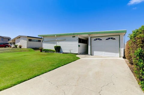 Photo of 942 Helix Avenue, Chula Vista, CA 91911 (MLS # NDP2608703)