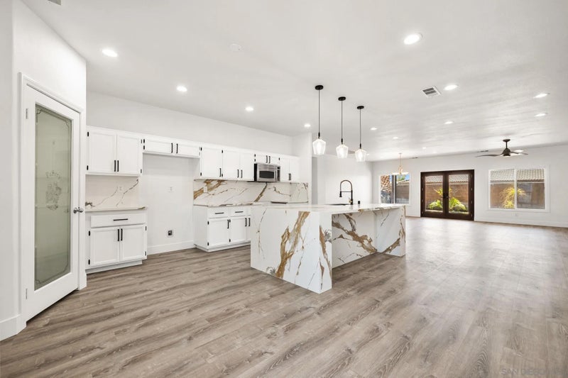 83293 Fairbanks Ave