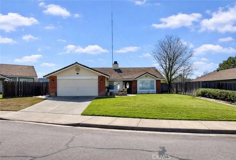 Photo of 192 Sandbar Court, Paso Robles, CA 93446 (MLS # NS26039510)