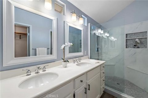 Tiny photo for 12 Paseo Vecino, Rancho Santa Margarita, CA 92688 (MLS # OC25251501)