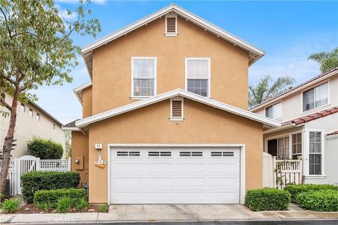 Tiny photo for 12 Paseo Vecino, Rancho Santa Margarita, CA 92688 (MLS # OC25251501)