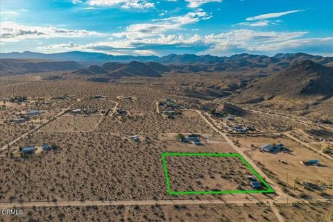 Tiny photo for 180 Geronimo Trail, Yucca Valley, CA 92284 (MLS # P1-24690)